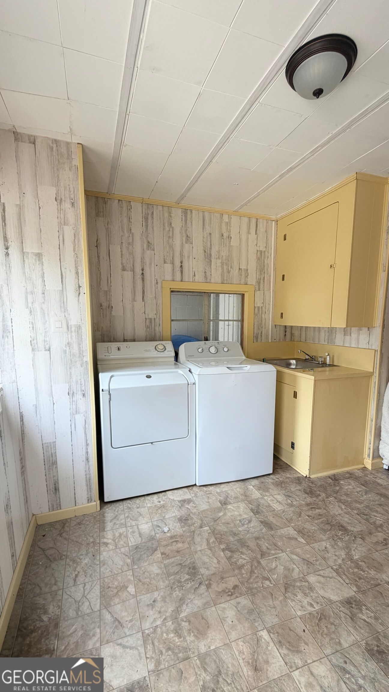403 E Elm Street Rockmart GA 30153