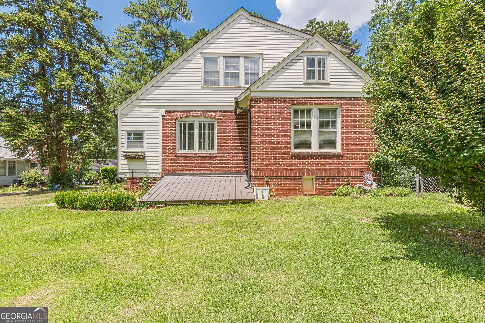 1878 A Cambridge Avenue College Park GA 30337