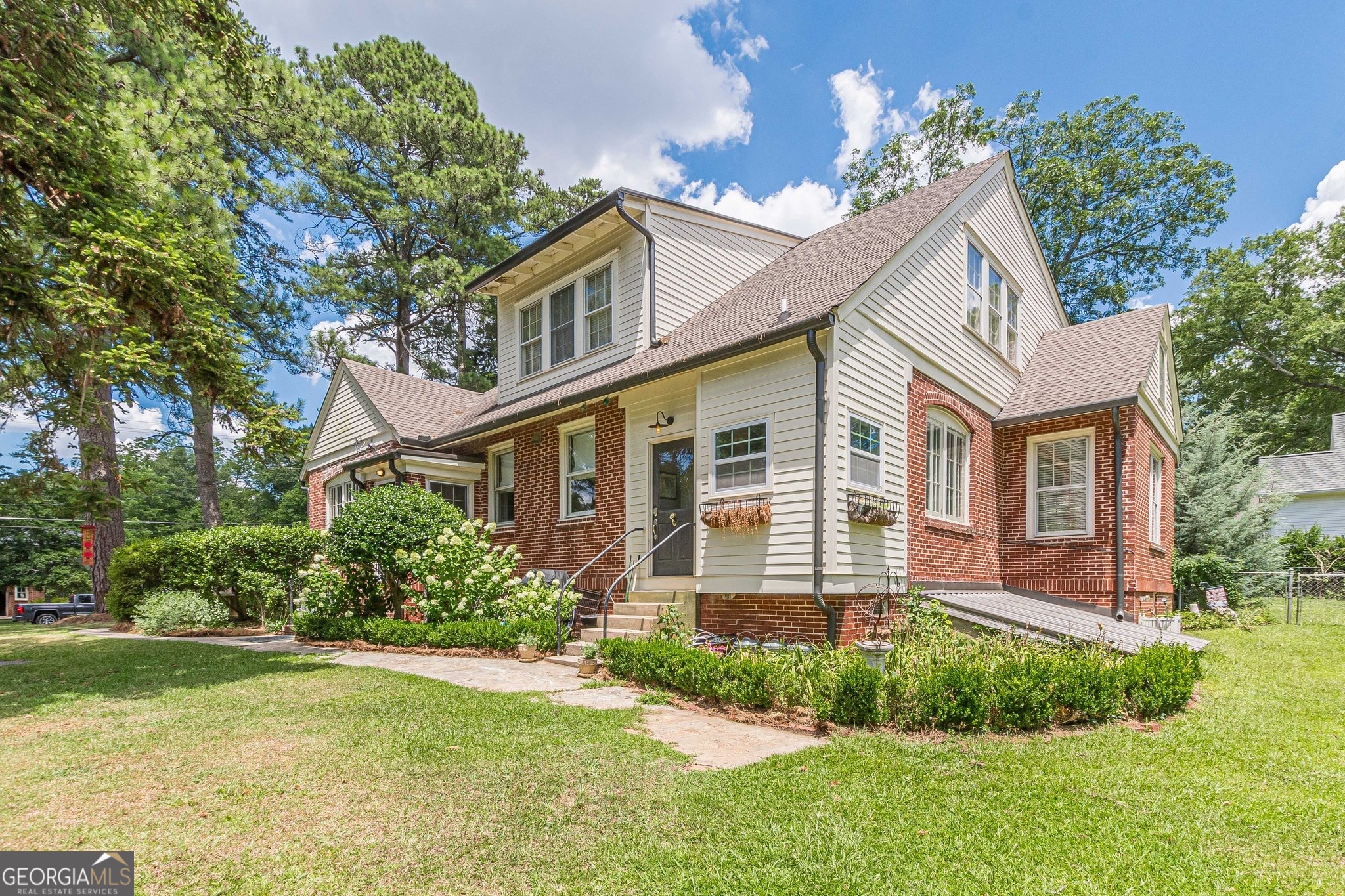 1878 A Cambridge Avenue College Park GA 30337