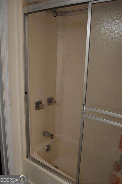 649 SW Kenilworth Circle Stone Mountain GA 30083