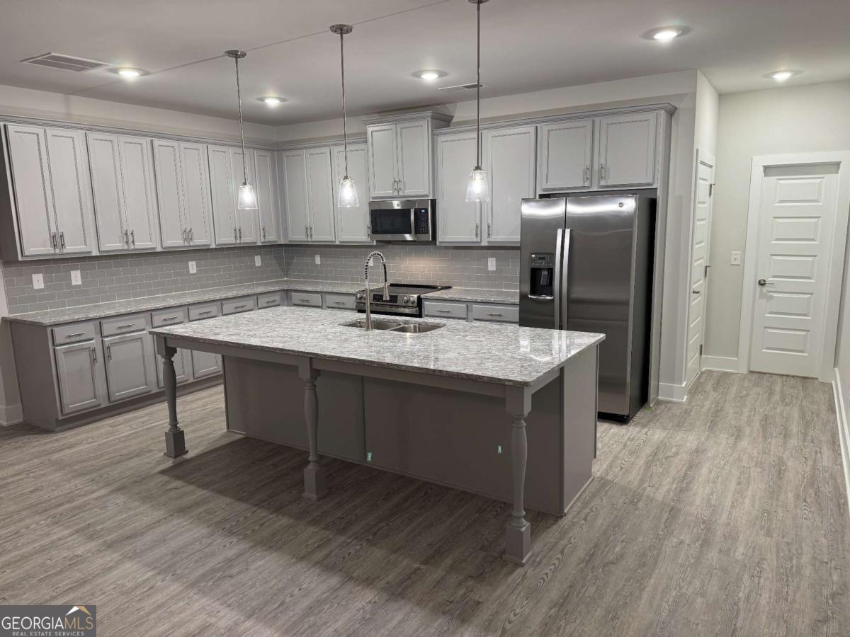 2530 Harbor Ridge Pa Gainesville GA 30507