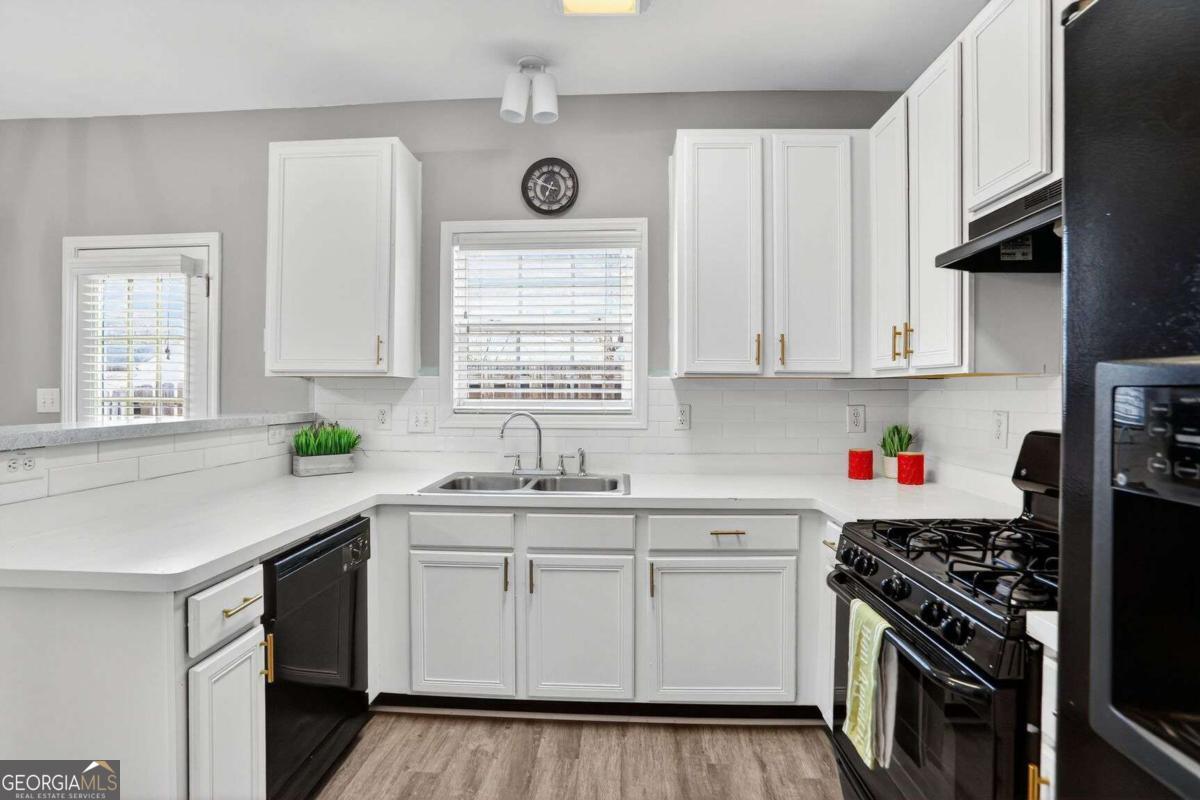 230 Valley Crossing Canton GA 30114