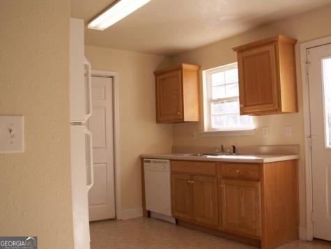 120 Cardinal Court Cleveland GA 30528