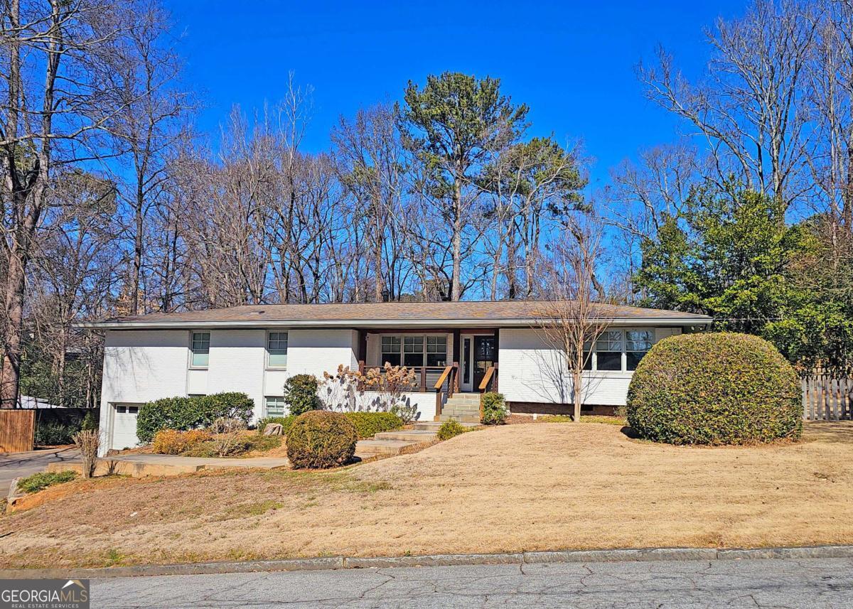1131 Milmar Drive NW Atlanta GA 30327