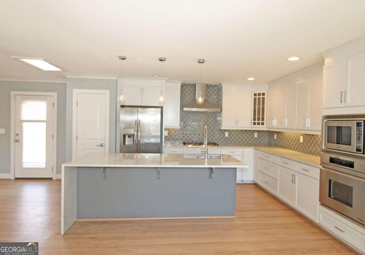 1131 Milmar Drive NW Atlanta GA 30327