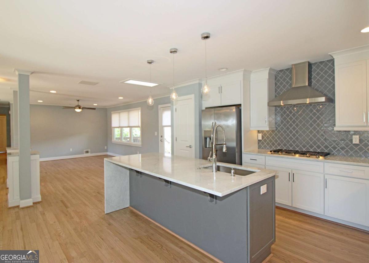 1131 Milmar Drive NW Atlanta GA 30327