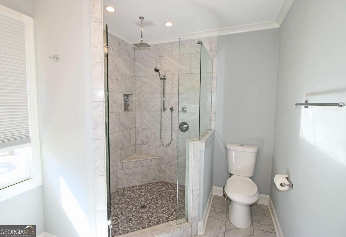 1131 Milmar Drive NW Atlanta GA 30327