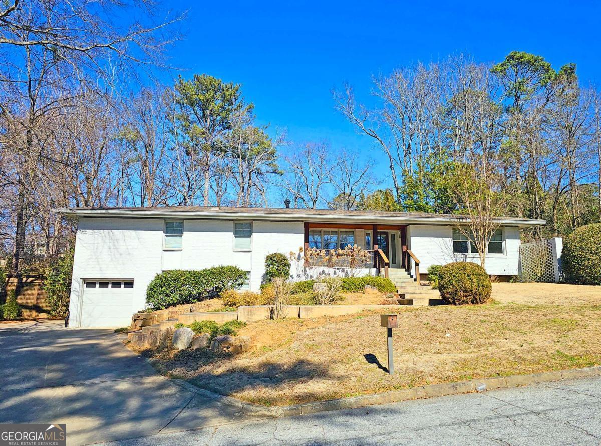 1131 Milmar Drive NW Atlanta GA 30327