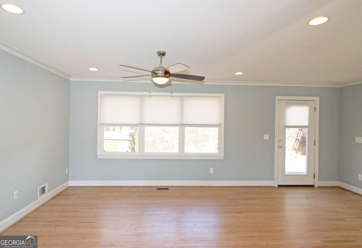 1131 Milmar Drive NW Atlanta GA 30327