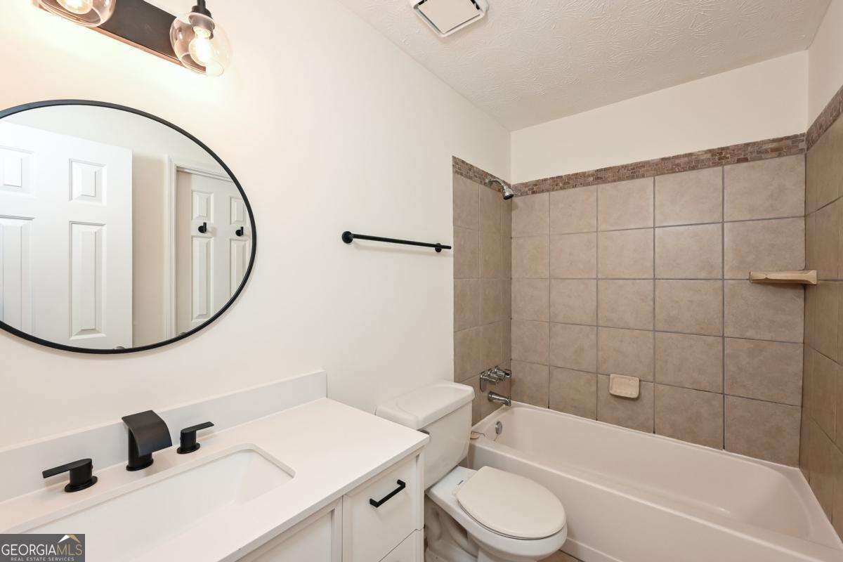 201 Lenox Way Atlanta GA 30324