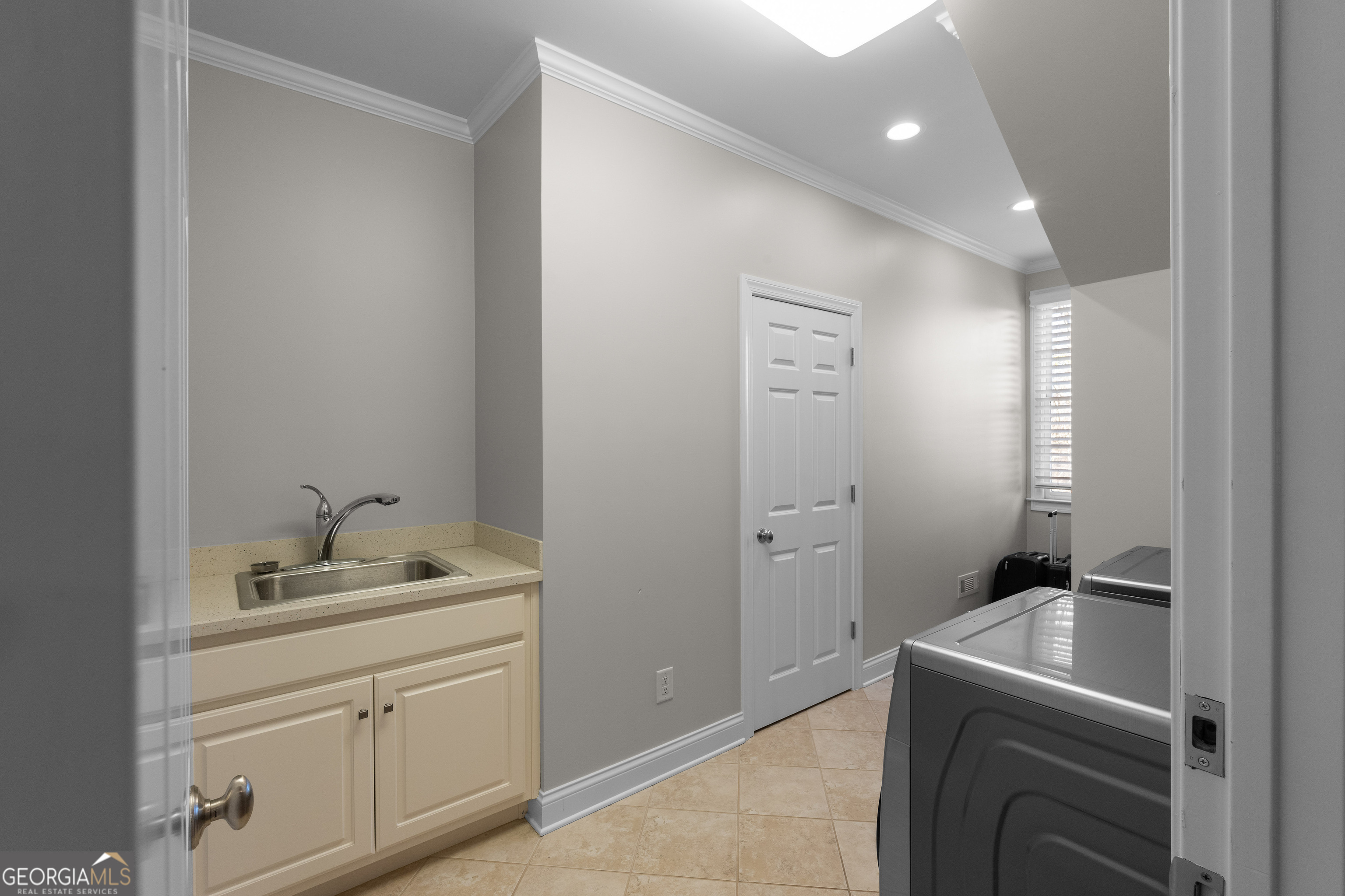 980 Fenimore Circle Sandy Springs GA 30350