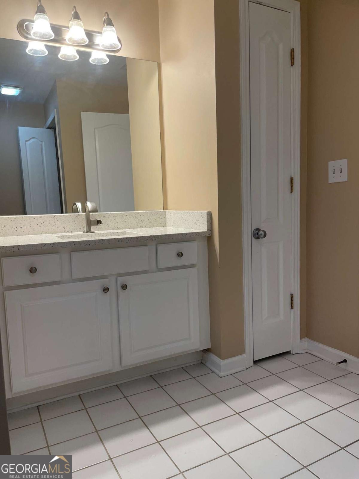 1162 Village Court SE Atlanta GA 30316
