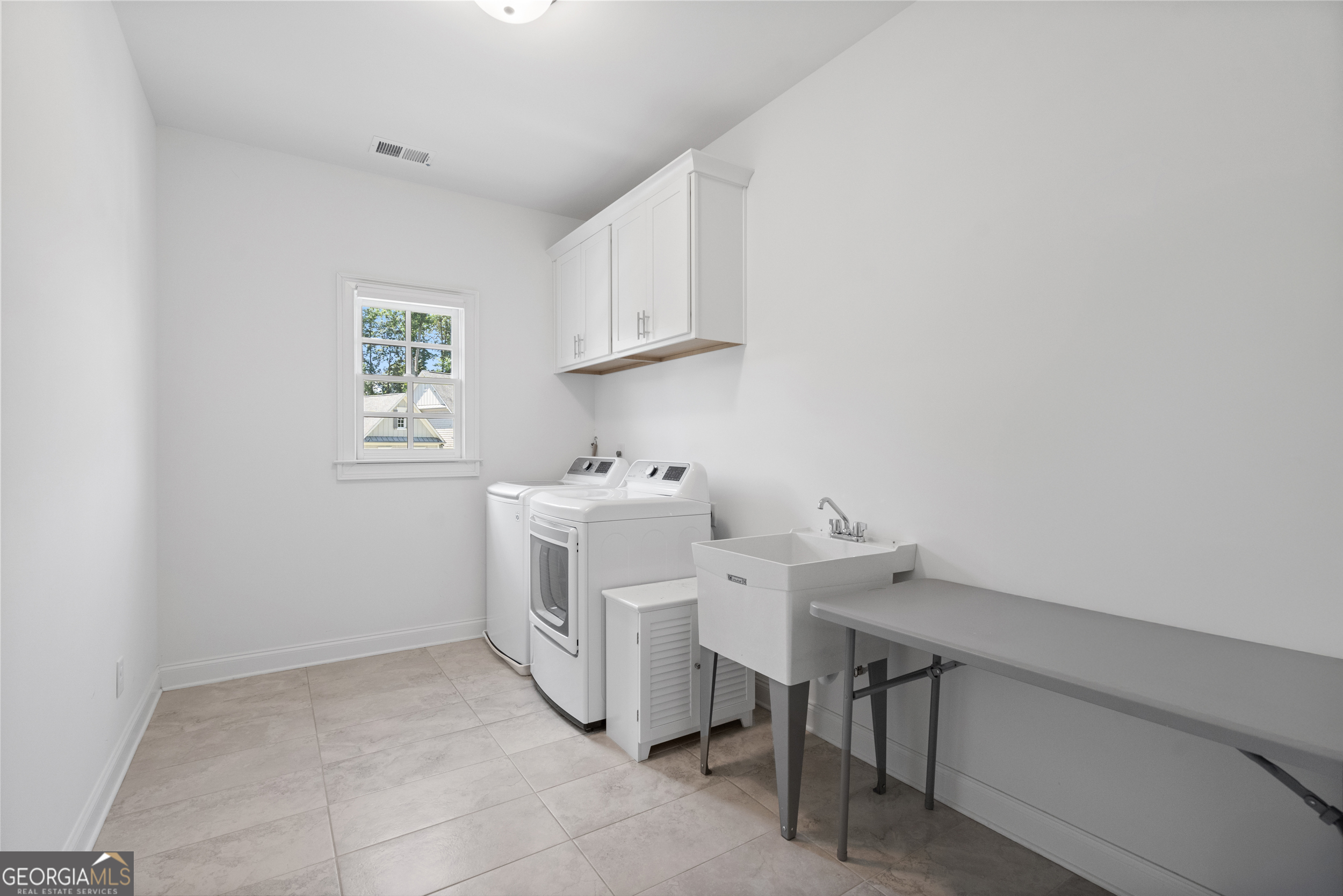 2045 Kent Court Milton GA 30004