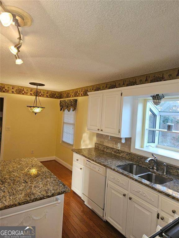 3145 Oak Meadow Drive Snellville GA 30078