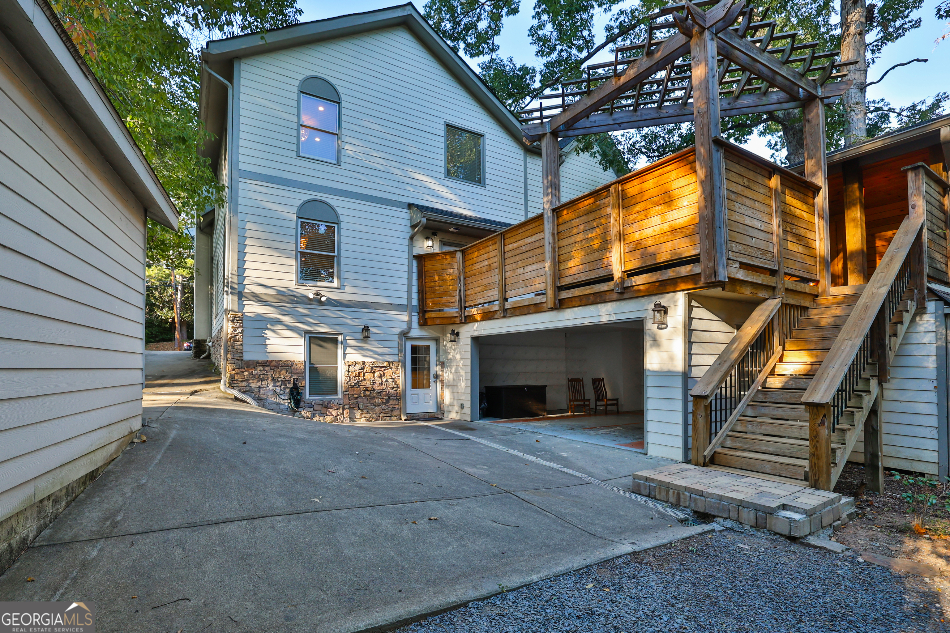 50 Lakeland Drive NW Atlanta GA 30305