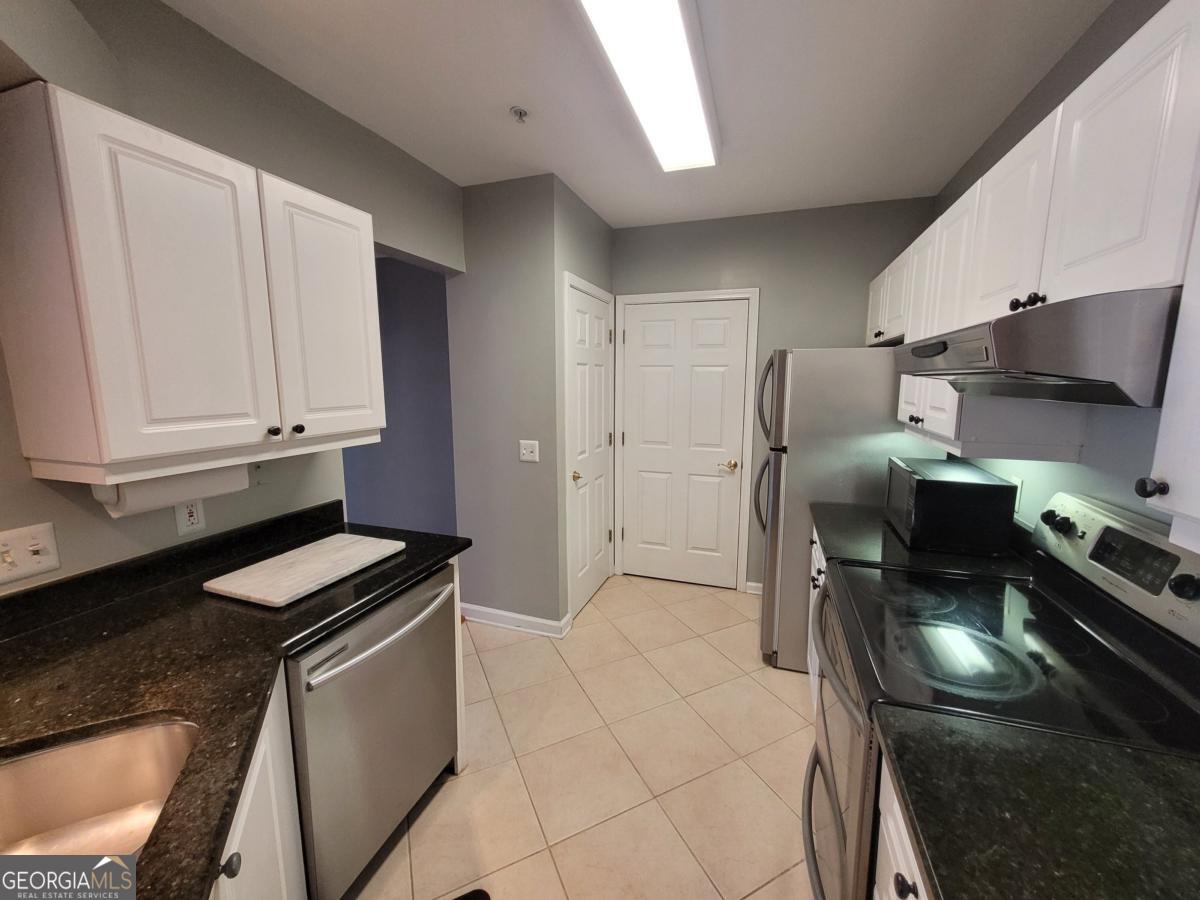 3334 Peachtree Road NE Atlanta GA 30326