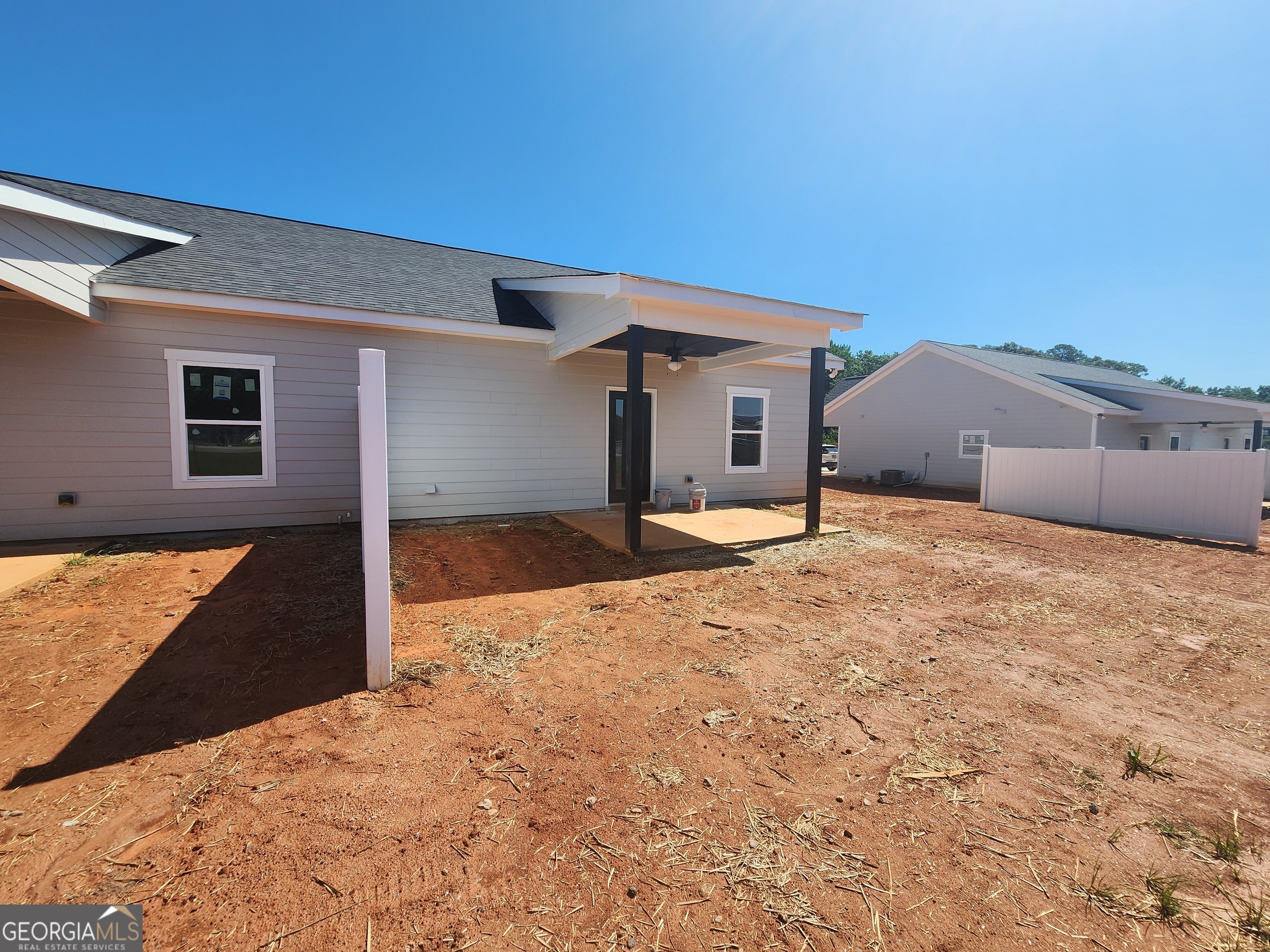 16,18,44,46,66 Clay Street Hartwell GA 30530