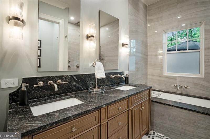407 8th Street NE Atlanta GA 30309