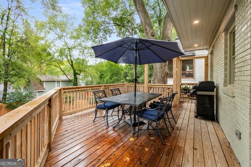 407 8th Street NE Atlanta GA 30309