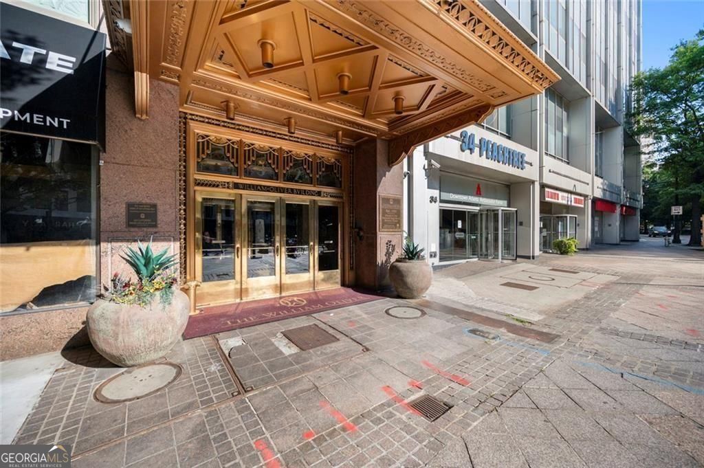 32 Peachtree Street NW Atlanta GA 30303