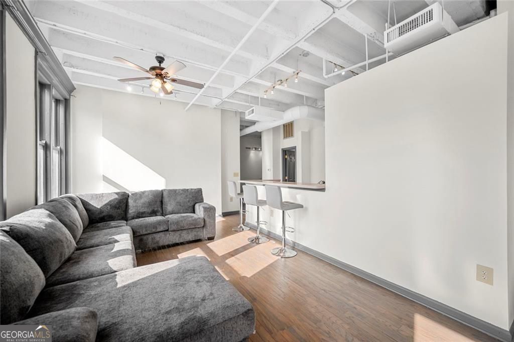 32 Peachtree Street NW Atlanta GA 30303
