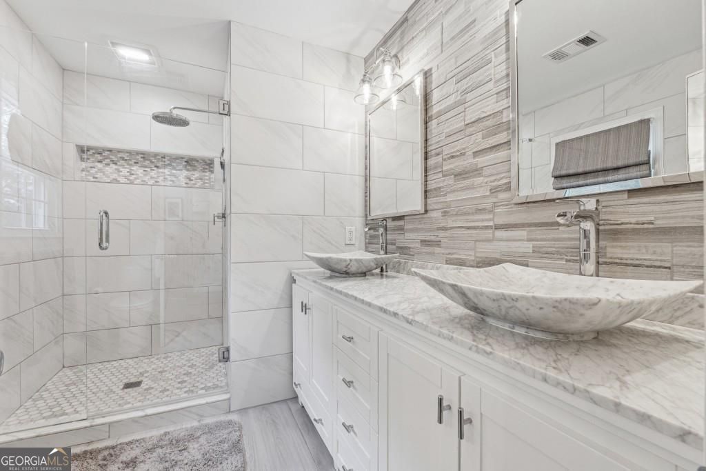 5127 Wellshire Place Dunwoody GA 30338