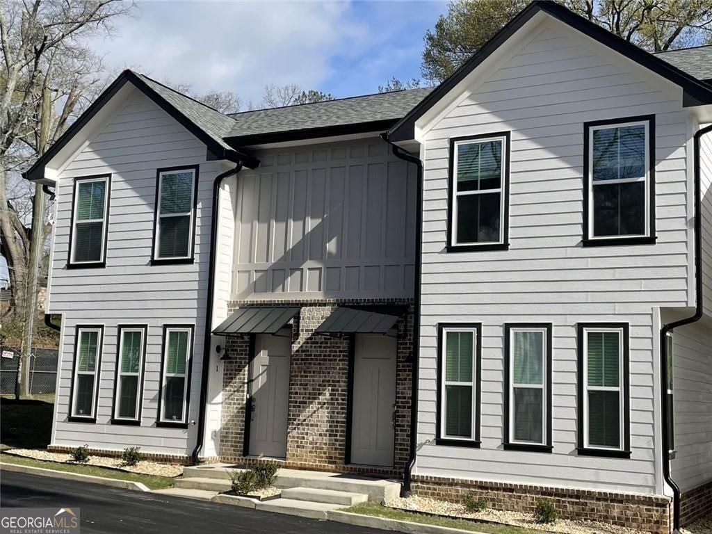 195 W Lake Avenue NW Atlanta GA 30314