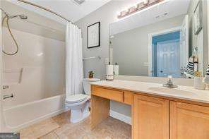 7039 Bayrose Circle East Point GA 30344