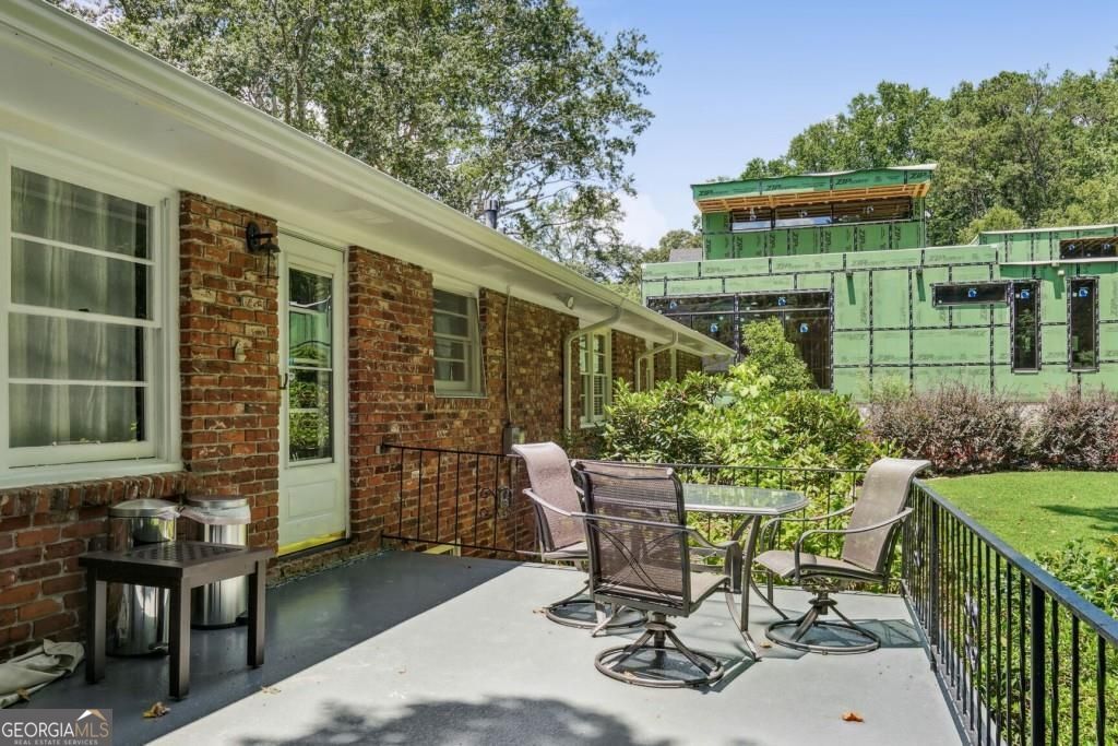 4379 Tree Haven Drive NE Atlanta GA 30342