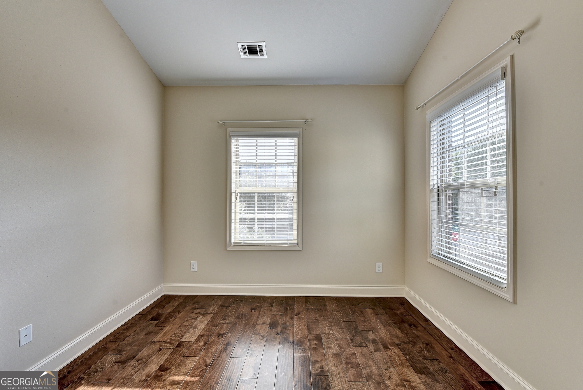 2448 Tenor Lane Alpharetta GA 30009