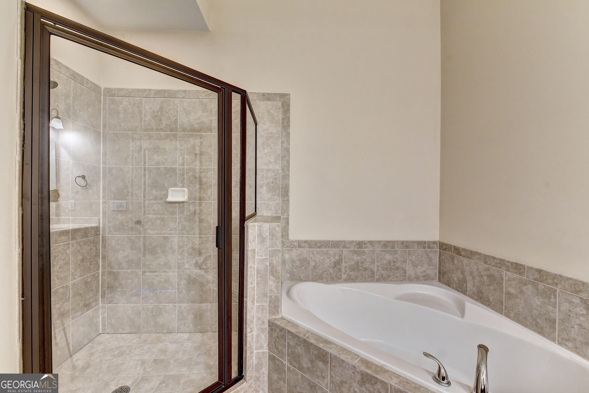2448 Tenor Lane Alpharetta GA 30009