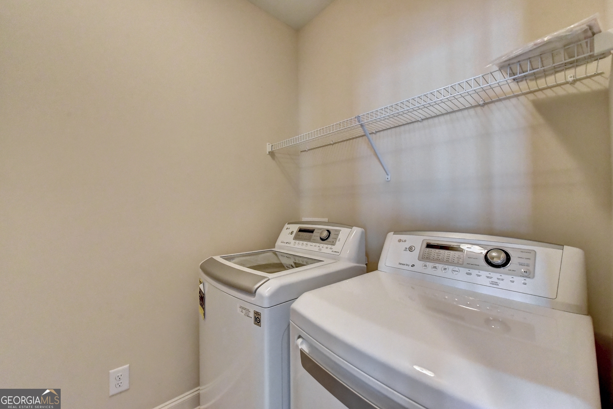 2448 Tenor Lane Alpharetta GA 30009