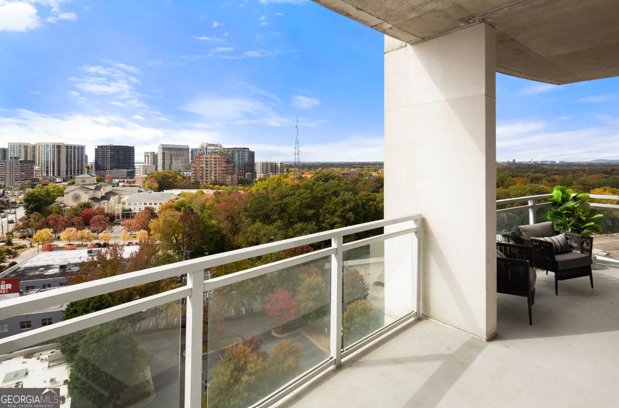 3242 Peachtree Road NE Atlanta GA 30305