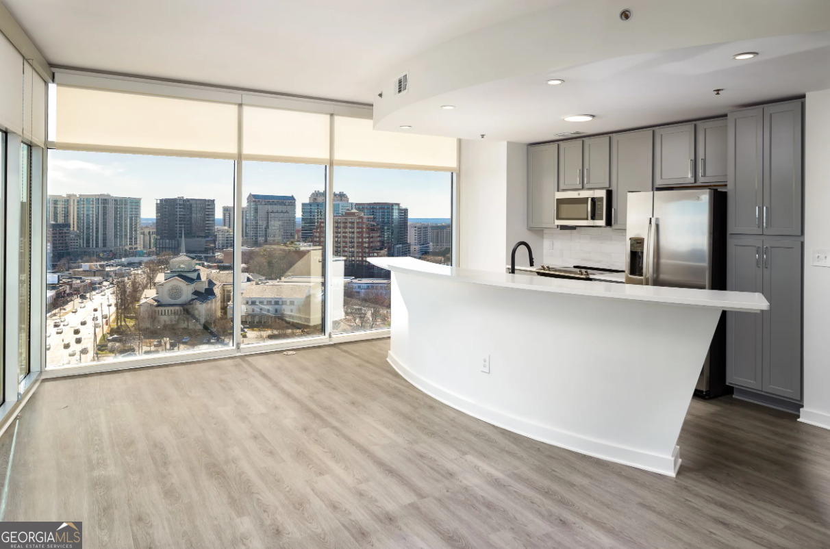 3242 Peachtree Road NE Atlanta GA 30305