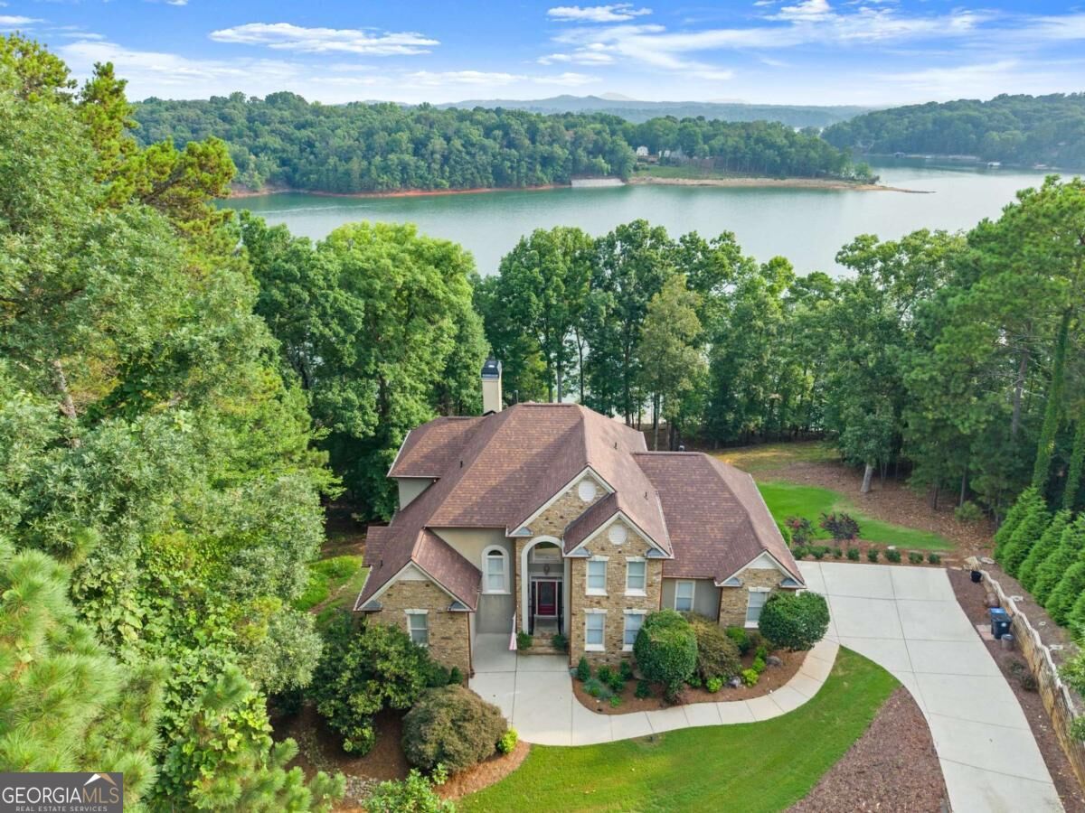 2819 NE Point Overlook Gainesville GA 30501