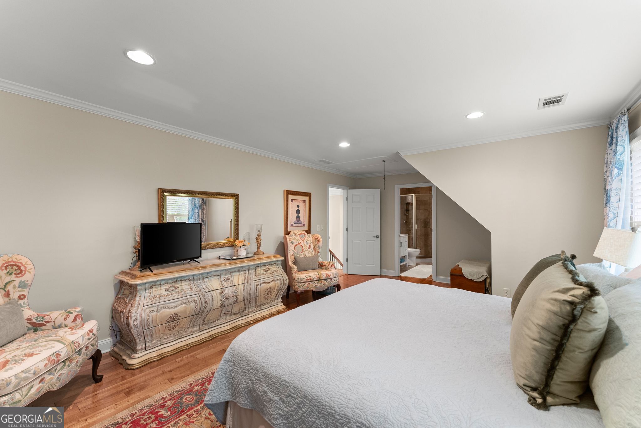 2819 NE Point Overlook Gainesville GA 30501