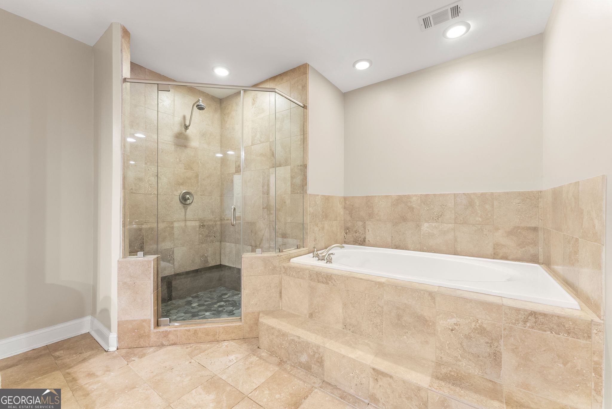 2819 NE Point Overlook Gainesville GA 30501