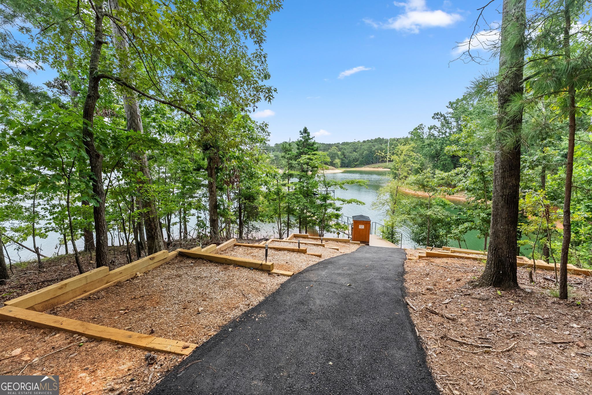 2819 NE Point Overlook Gainesville GA 30501