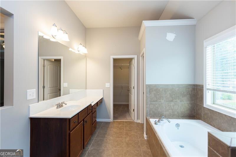 772 Hawkins Creek Drive Jefferson GA 30549