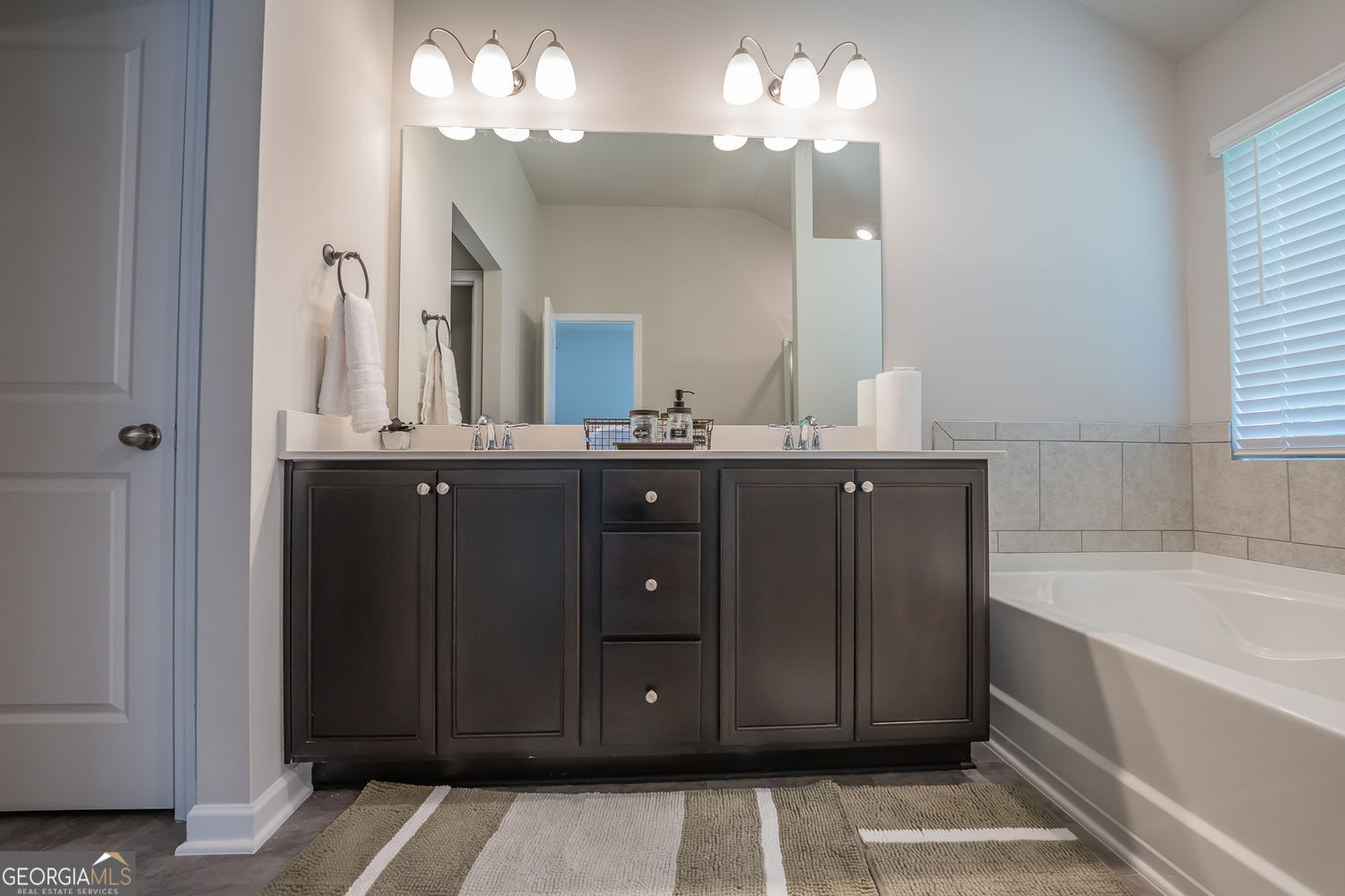 454 Burgundy Terrace SE Atlanta GA 30354