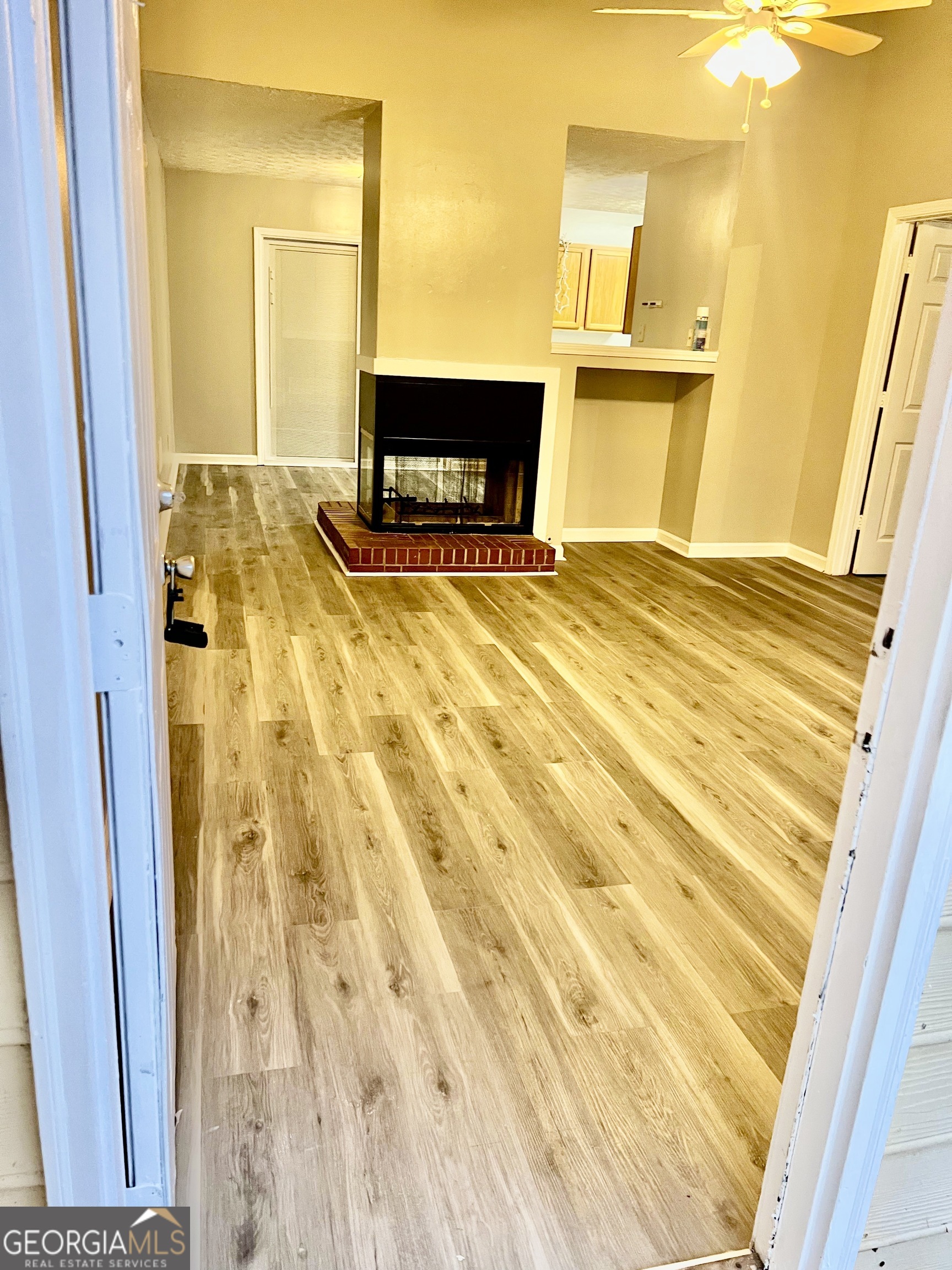 138 Crystal Brook Griffin GA 30223