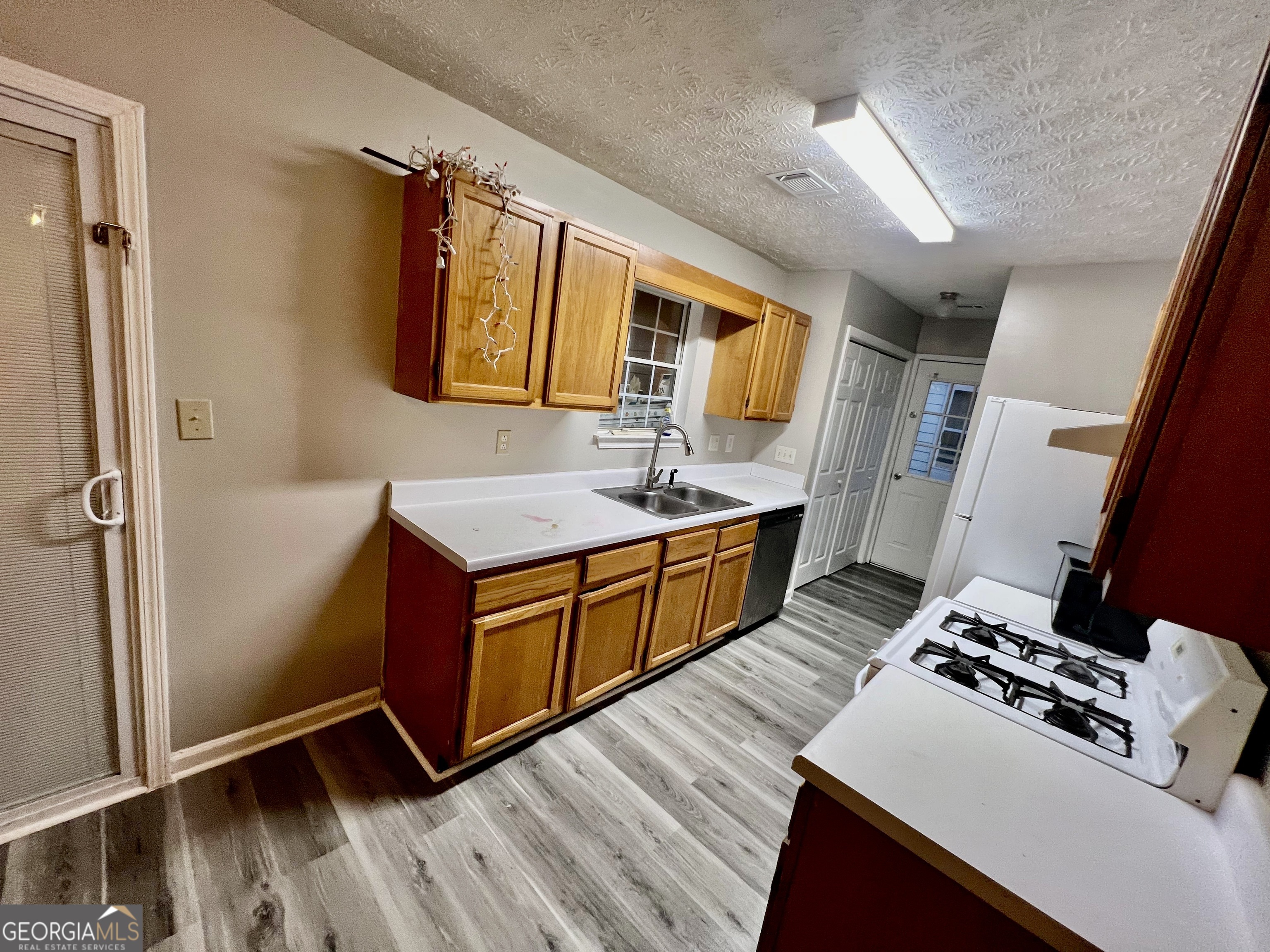 138 Crystal Brook Griffin GA 30223