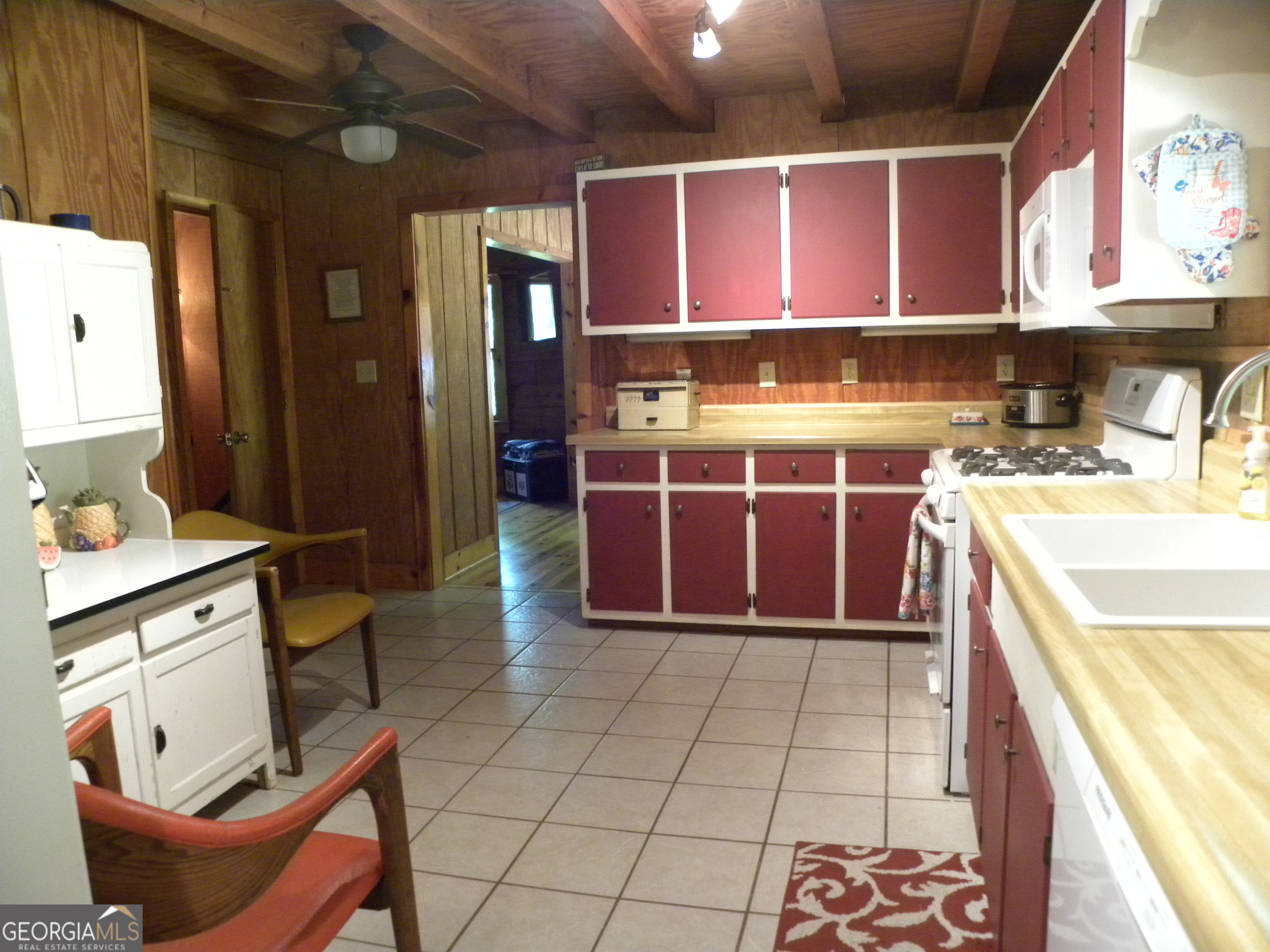 153 Will Zoellner Lane Mountain City GA 30525
