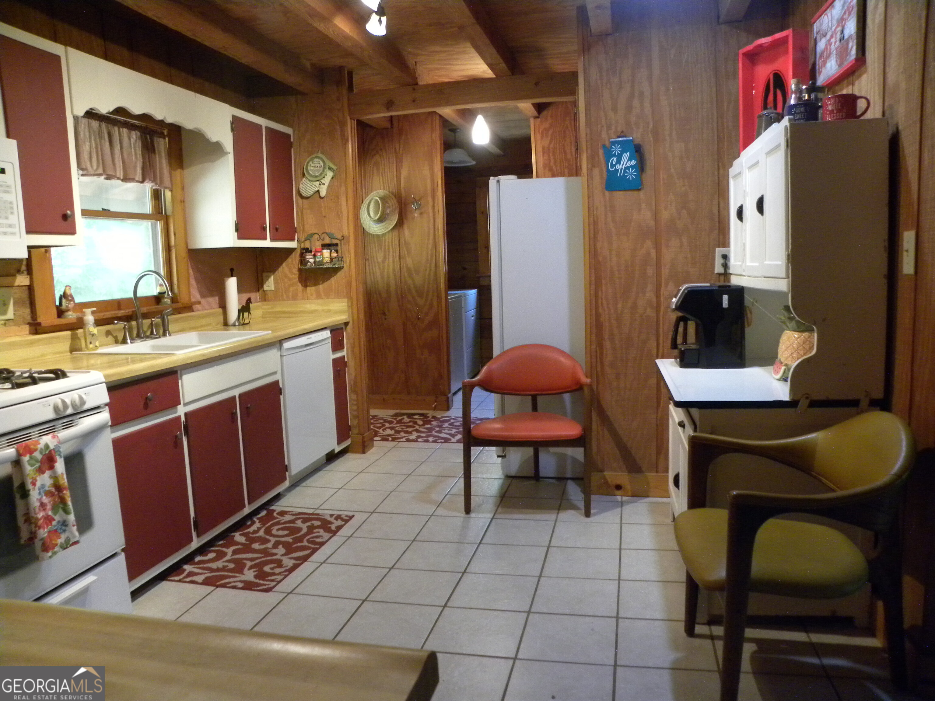 153 Will Zoellner Lane Mountain City GA 30525