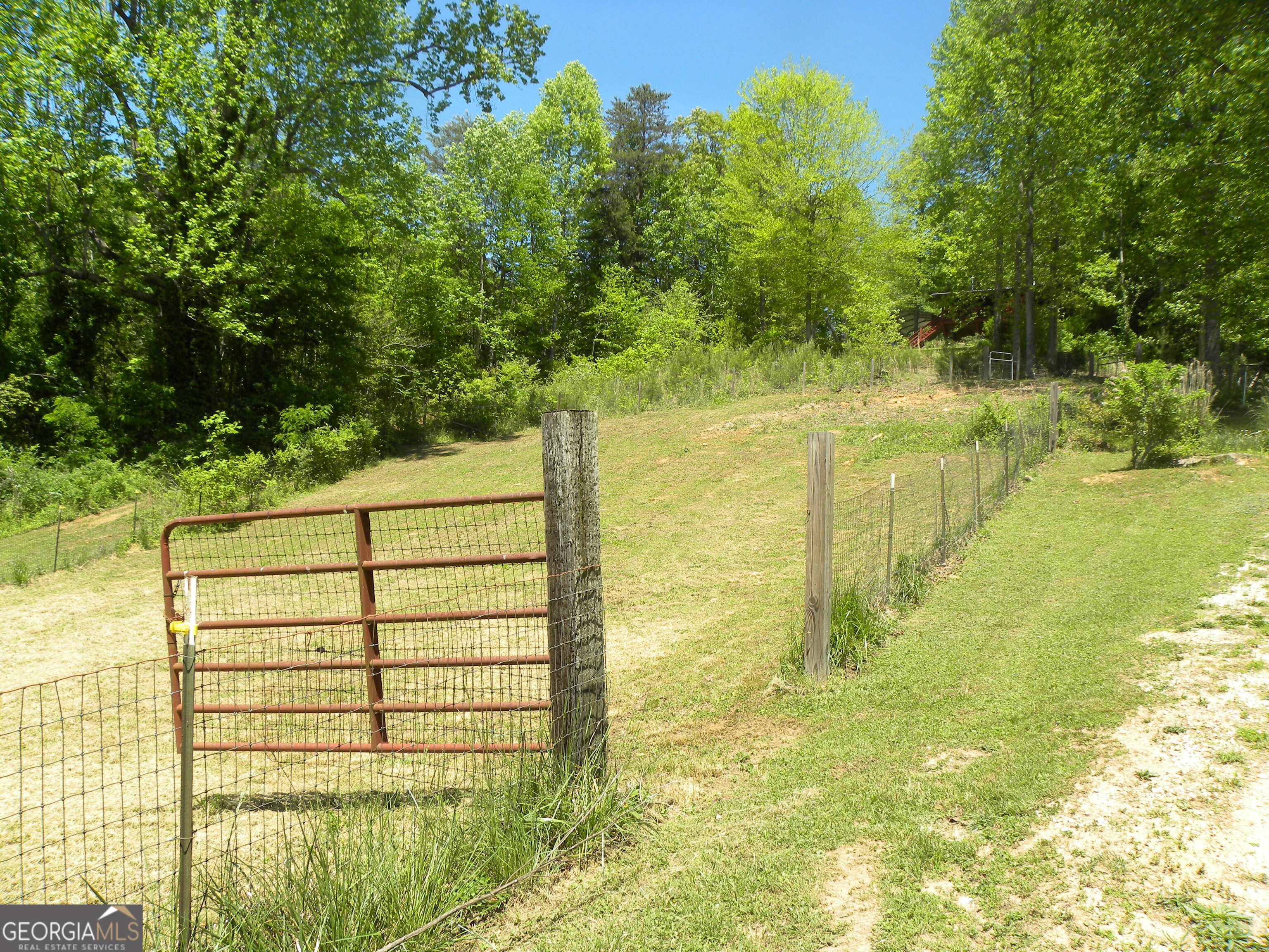 153 Will Zoellner Lane Mountain City GA 30525