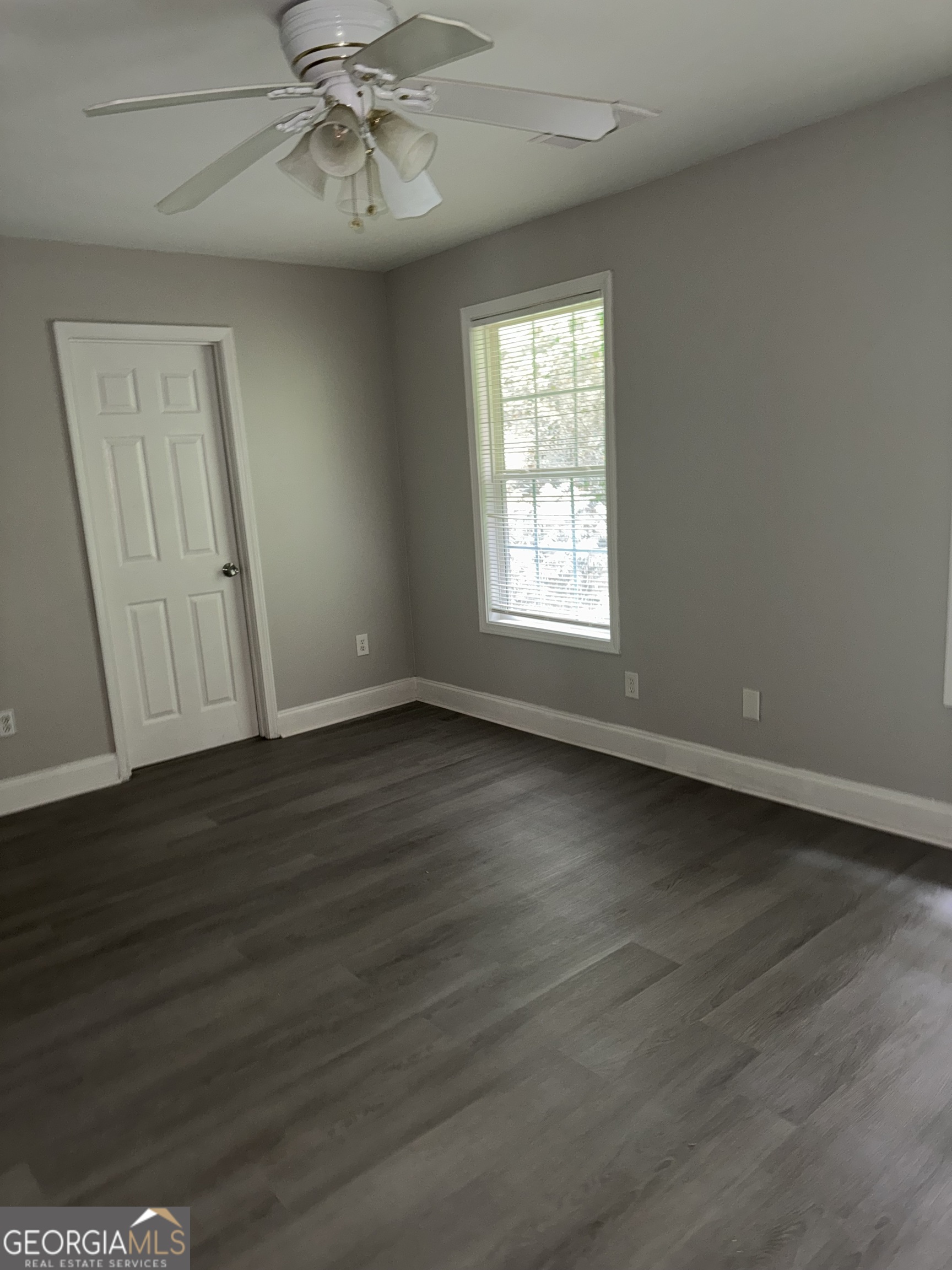 1240 NW Pinedale Circle Conyers GA 30012