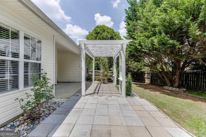 2464 Laurelfield Drive Grayson GA 30017