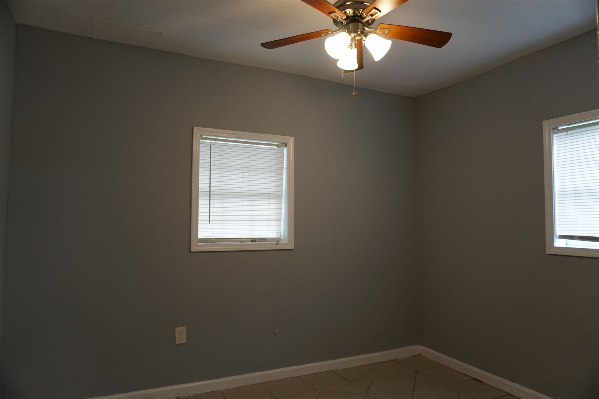 504 Pinecrest Drive Riverdale GA 30274