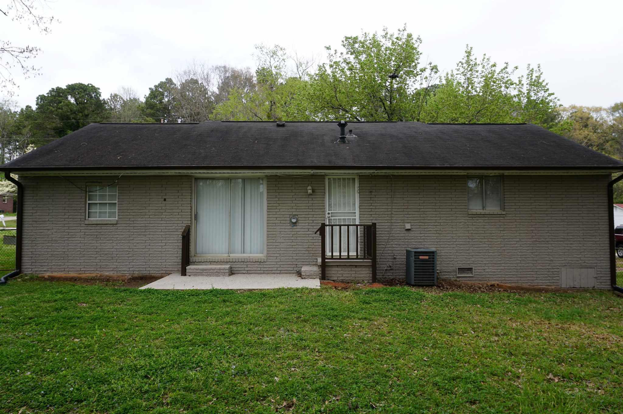 504 Pinecrest Drive Riverdale GA 30274