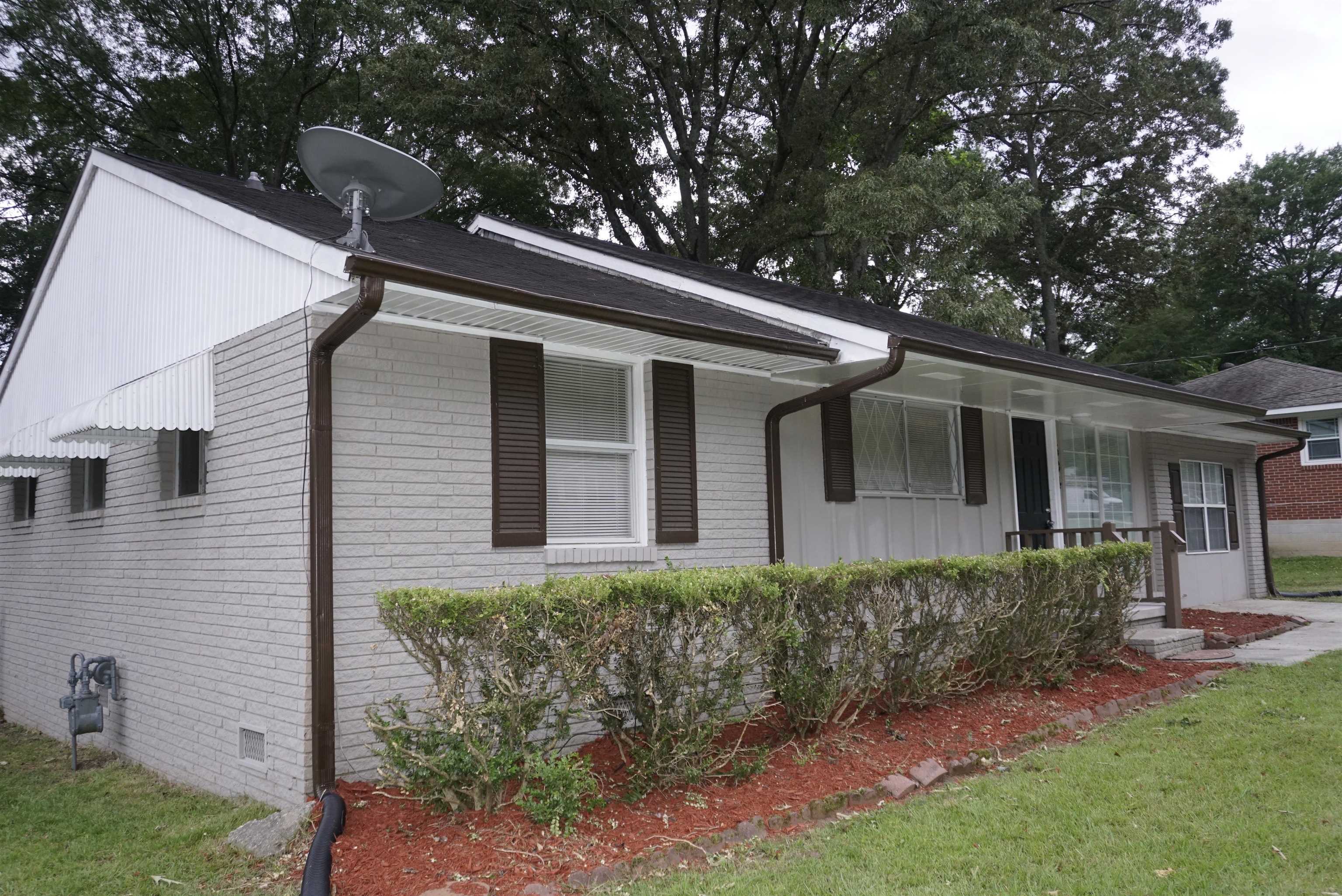 504 Pinecrest Drive Riverdale GA 30274